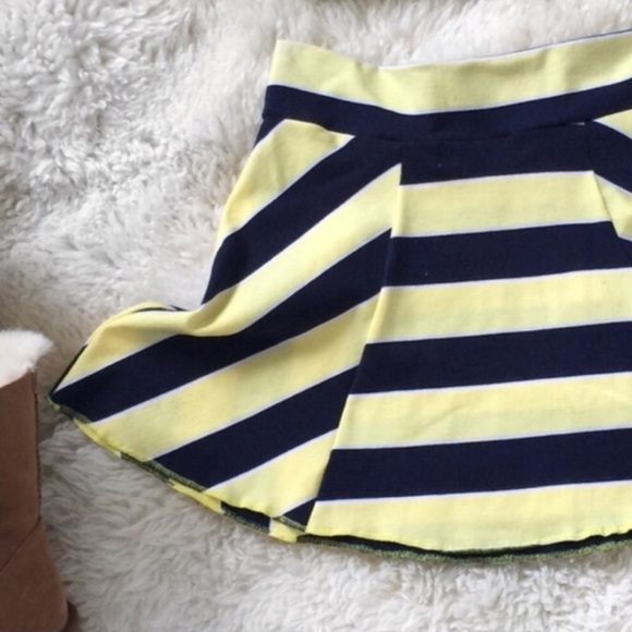Shawn Yellow and Blue Striped Mini Skirt Small New - Picture 3 of 9